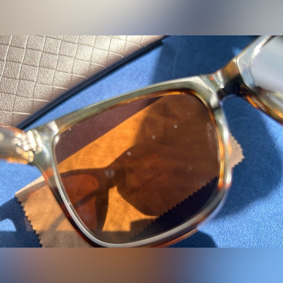 Bottega Veneta - Picture 8 of 12